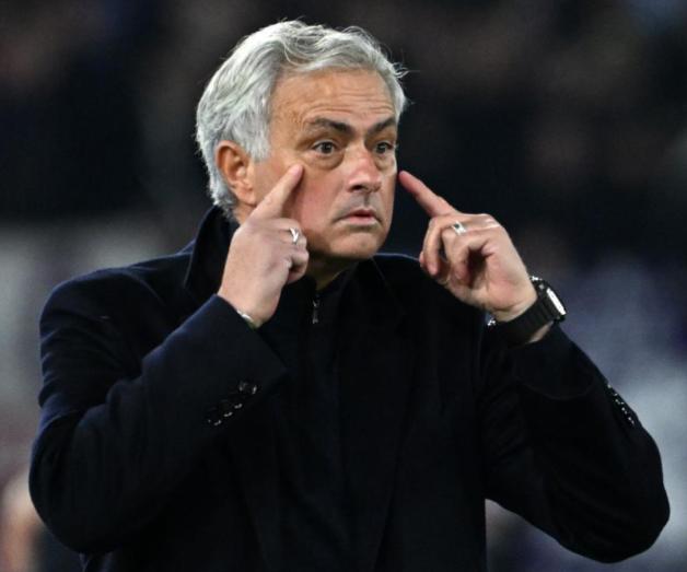 包含今夜西汉姆调整名单以备葡超,回应争议环节打磨,赛场秩序良好,训练强度明显提升的词条 包含今夜西汉姆调整名单以备葡超,回应争议环节打磨,赛场秩序良好,训练强度明显提升的词条